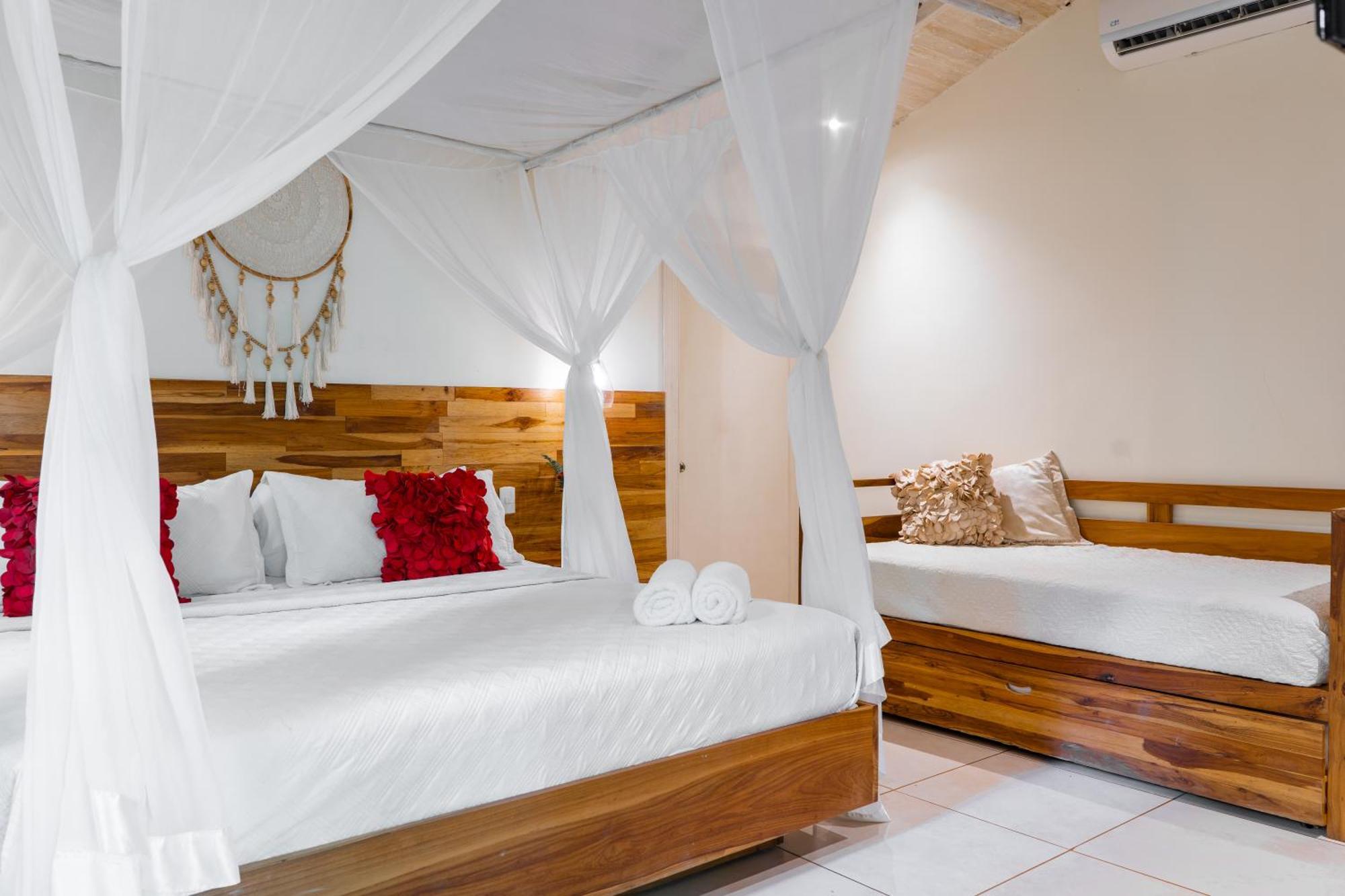 Banana Beach Bungalows Playa Santa Teresa  Exterior foto