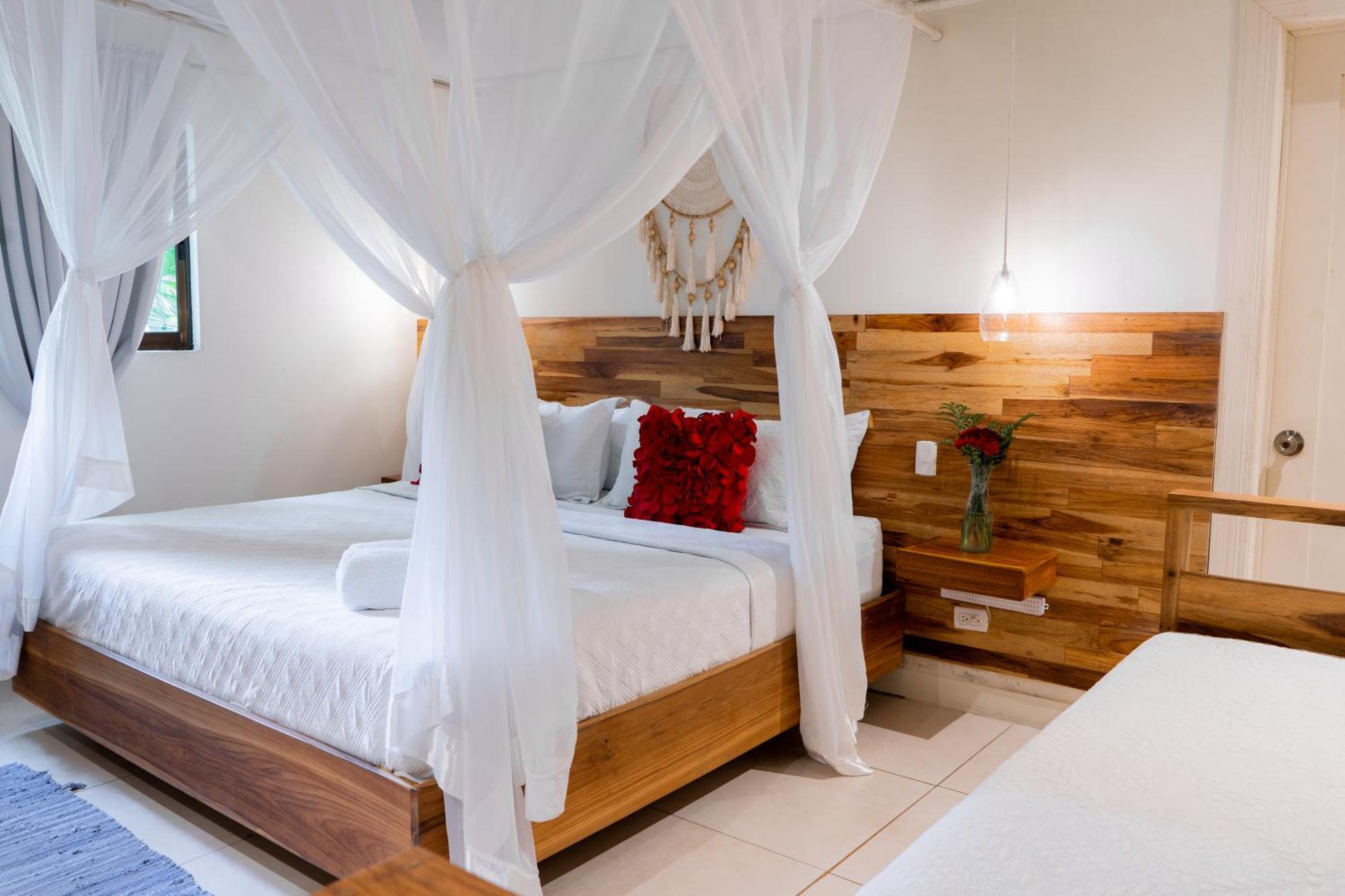 Banana Beach Bungalows Playa Santa Teresa  Exterior foto